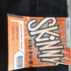 Men’s skinny black jeans